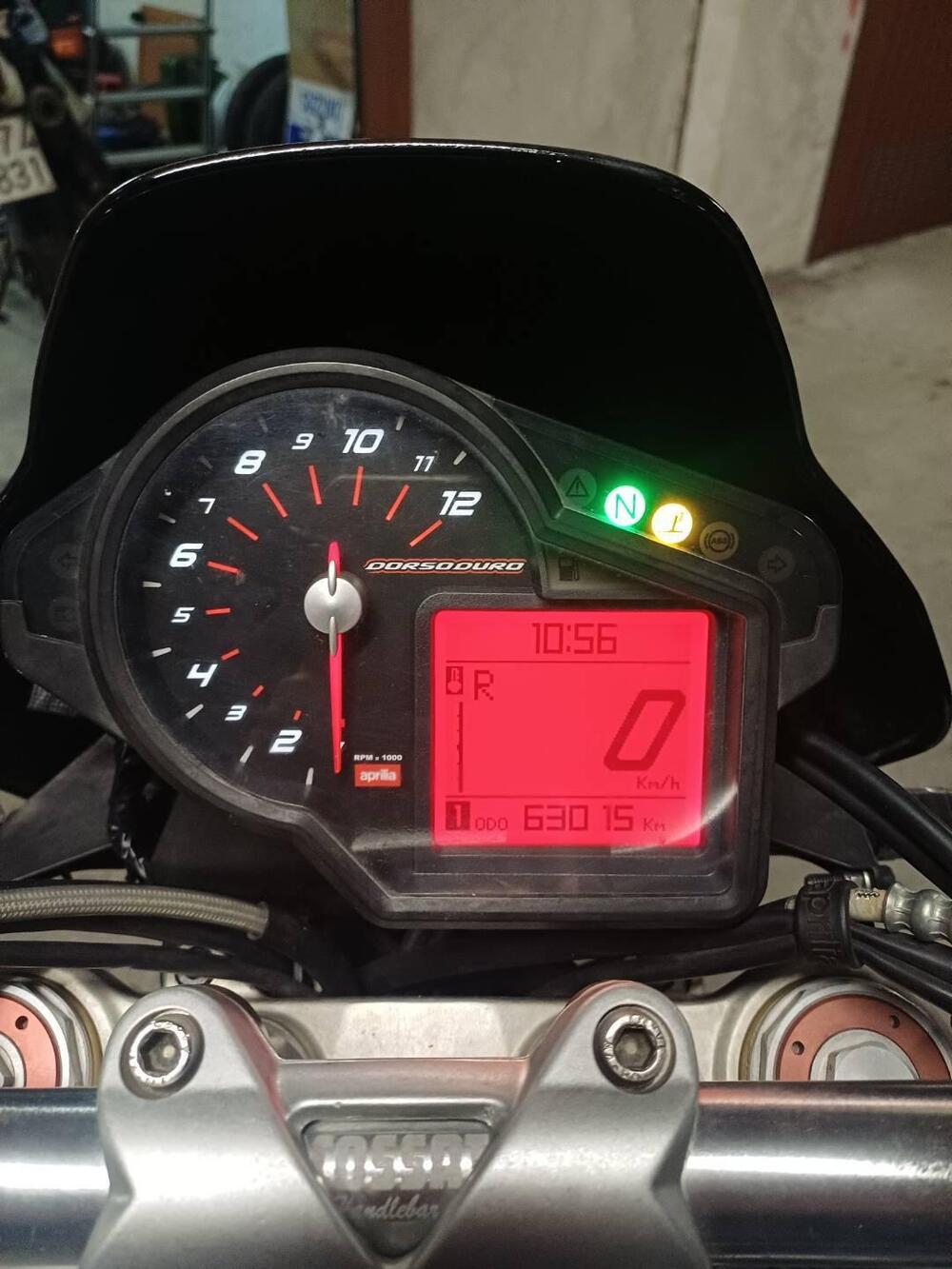 Aprilia Dorsoduro 750 ABS (2009 - 17) (5)