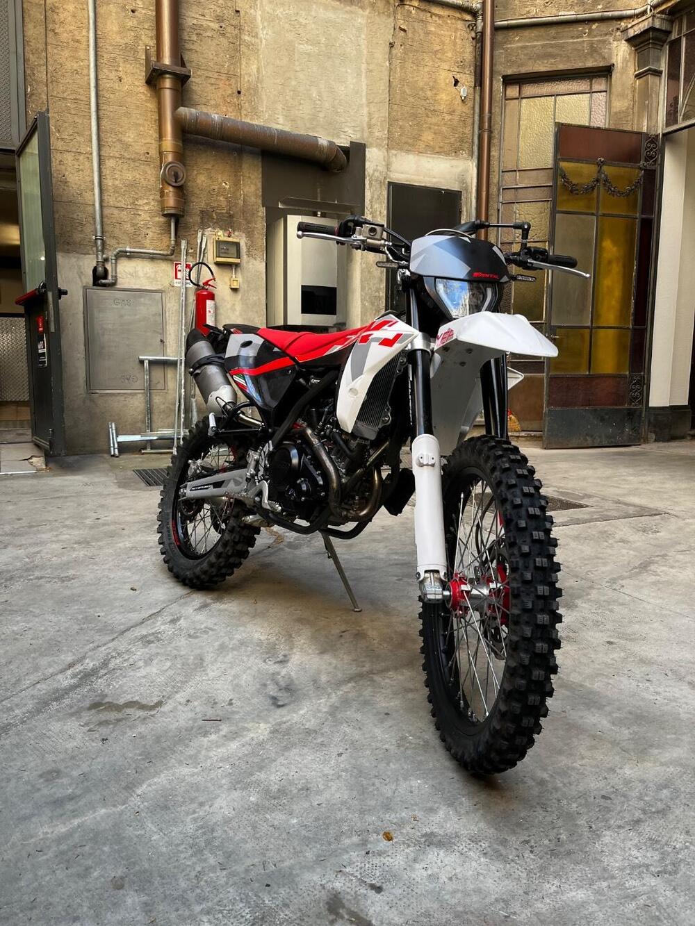 Fantic Motor XMF 125 Performance (2025 - 26) (4)