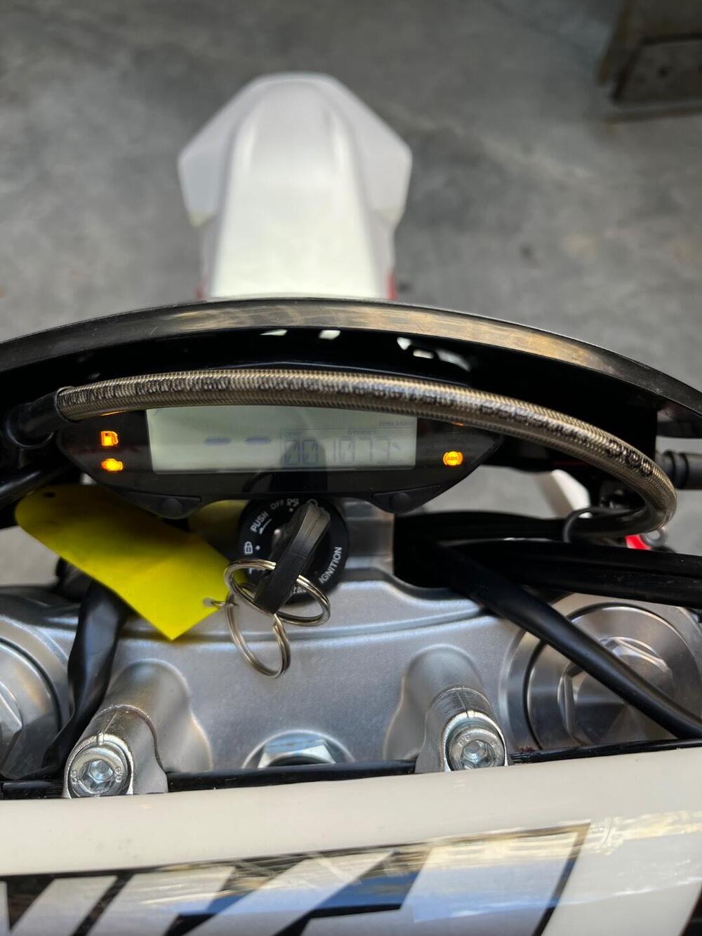 Fantic Motor XMF 125 Performance (2025 - 26) (6)