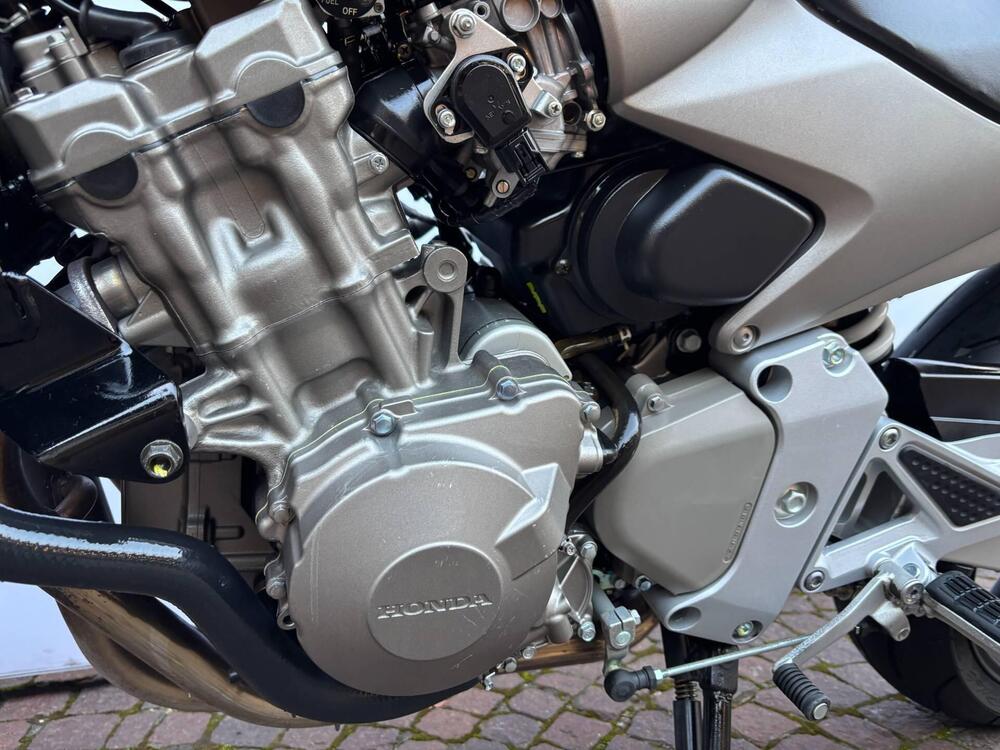 Honda Hornet 600 (2003 - 04) (3)