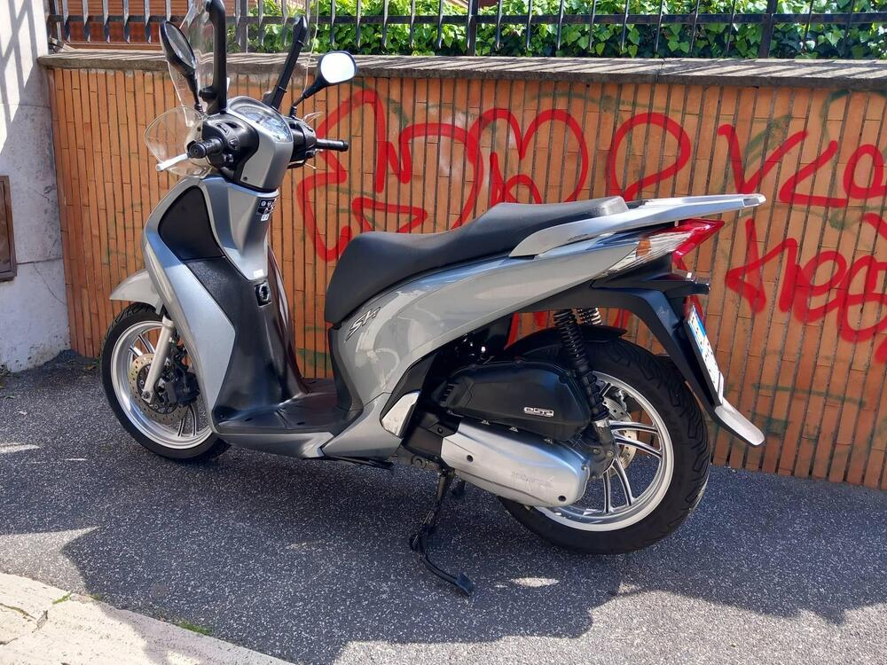 Honda SH 150i (2017 - 19) (2)