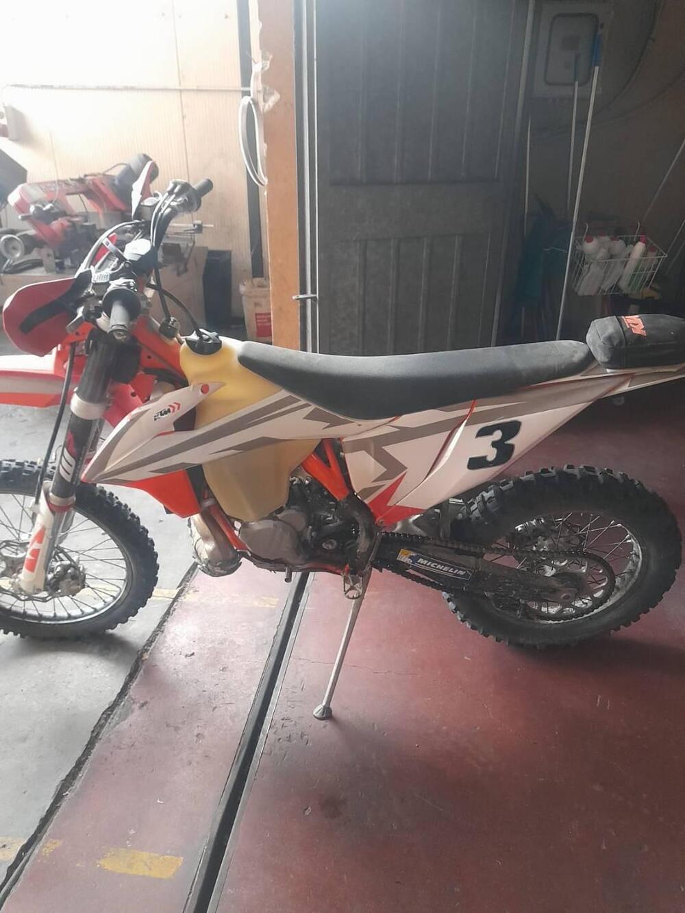 KTM 250 EXC TPI (2023) (2)