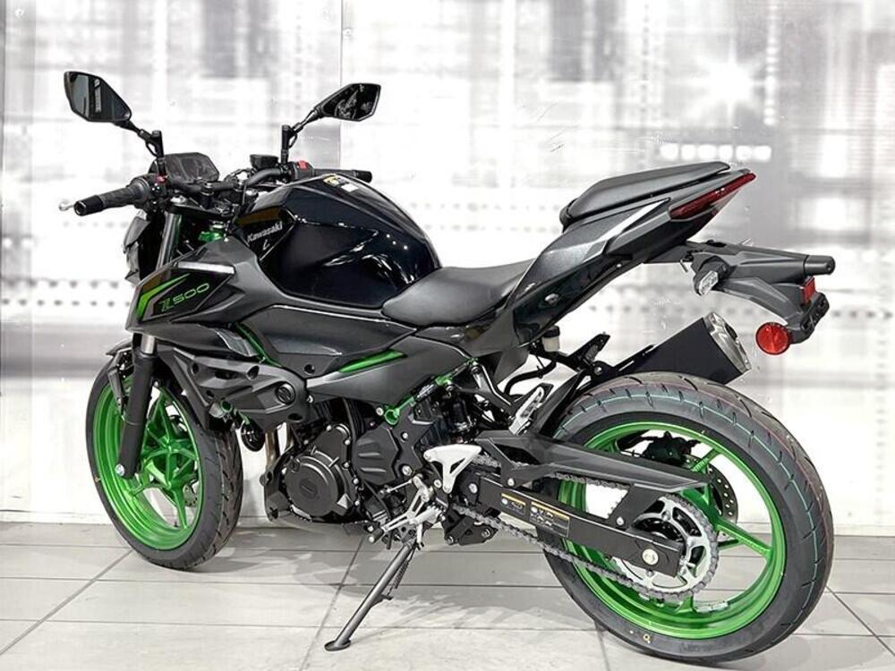 Kawasaki Z 500 SE (2024 - 26) (2)