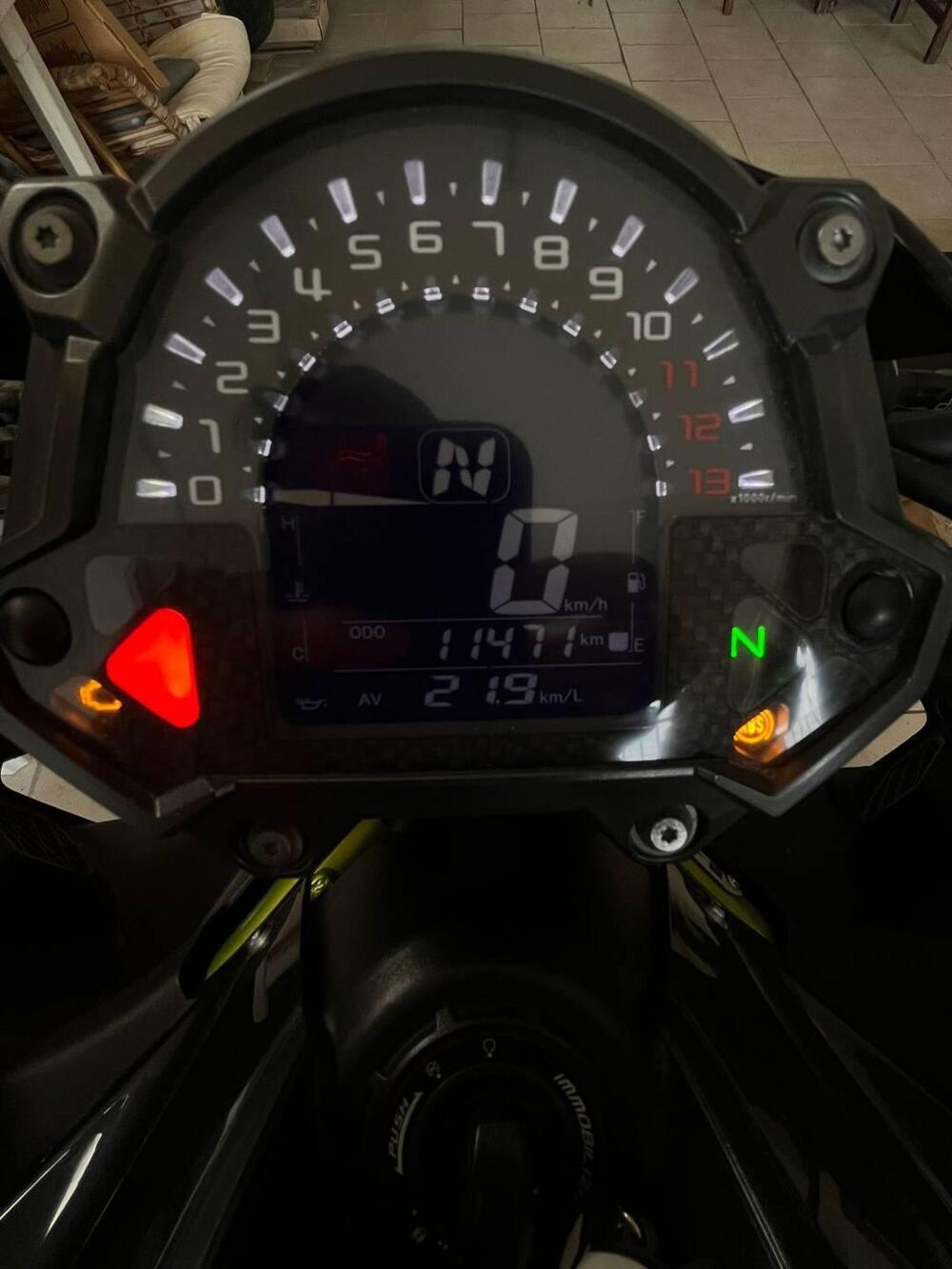 Kawasaki Z 900 (2017 - 18) (4)