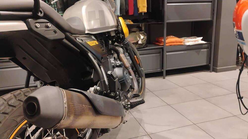 Royal Enfield Scram 411 (2022 - 24) (5)