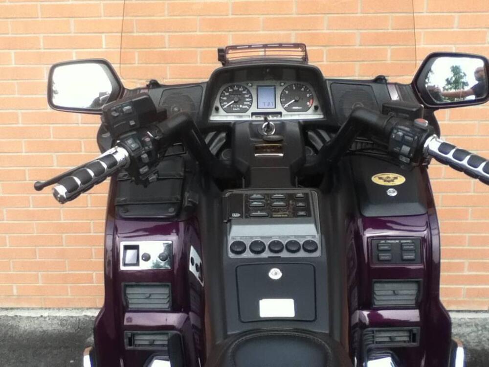 Honda GL 1500 SE Gold Wing (1991 - 02) (12)