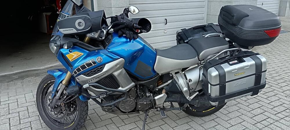 Yamaha XT1200Z Super Ténéré First Edition (2010 - 11) (2)