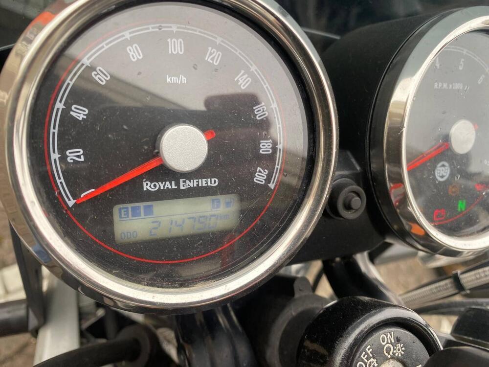 Royal Enfield Interceptor 650 (2021 - 26) (3)