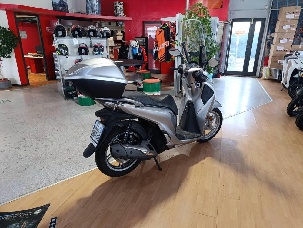 Honda SH 125i (2017 - 19) (3)