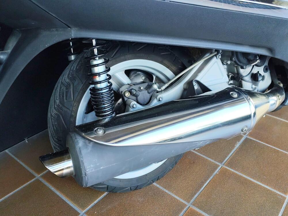 Aprilia Atlantic 500 (2003 - 04) (15)