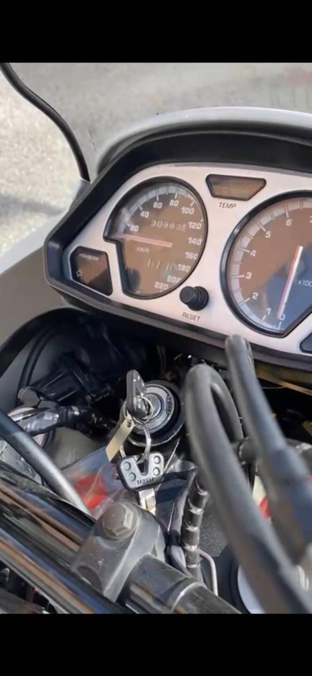 Yamaha XTZ 750 SuperTéneré (1989 - 98) (2)