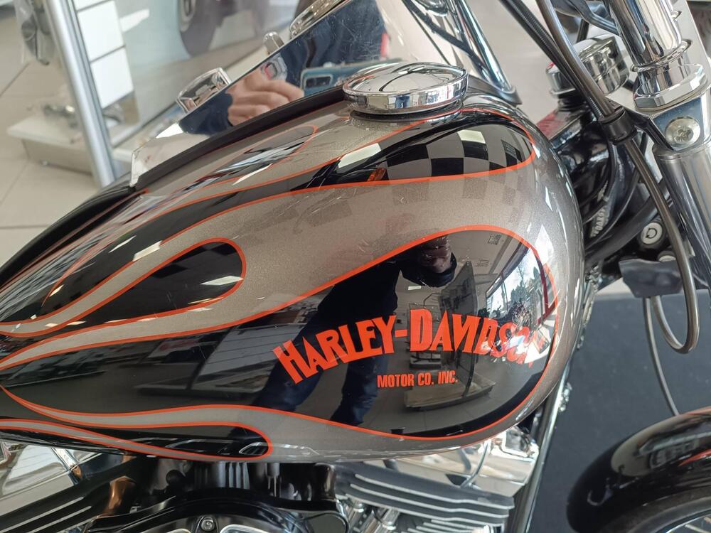 Harley-Davidson 1584 Custom (2008 - 09) - FXSTC (8)