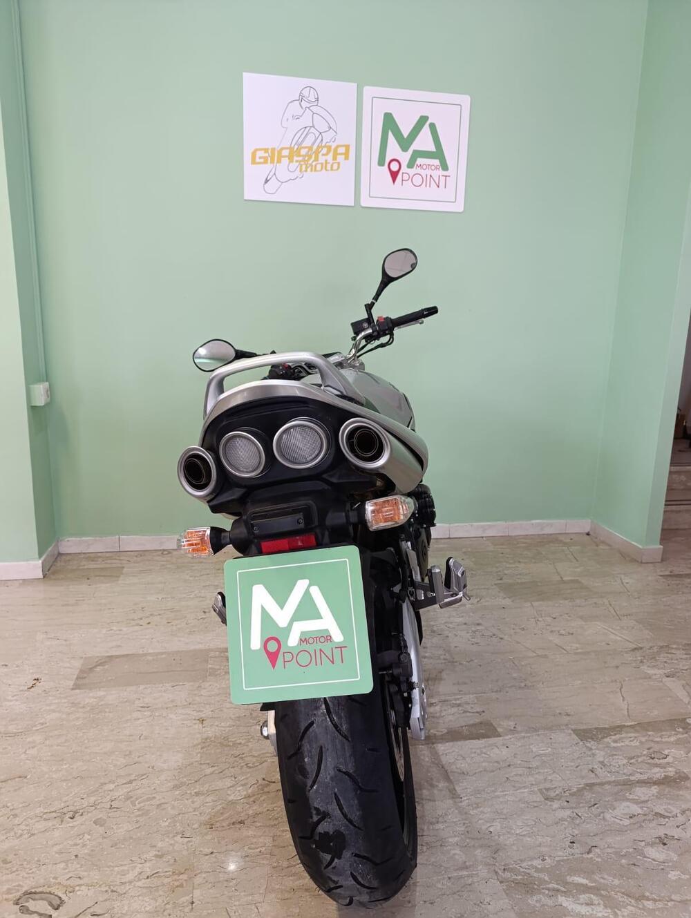 Suzuki GSR 600 (2006 - 11) (4)