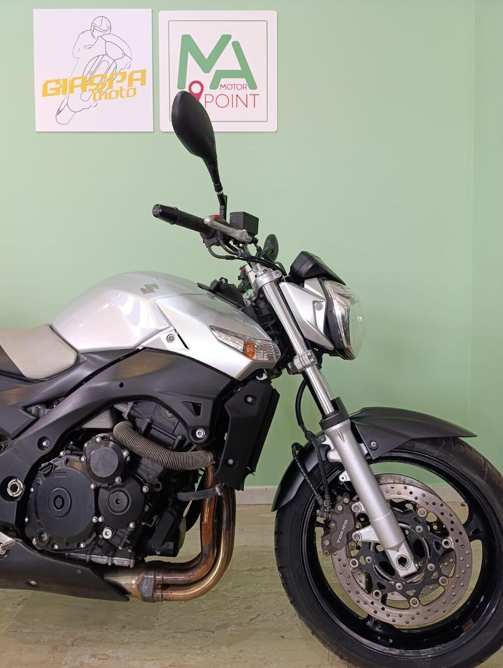 Suzuki GSR 600 (2006 - 11) (7)