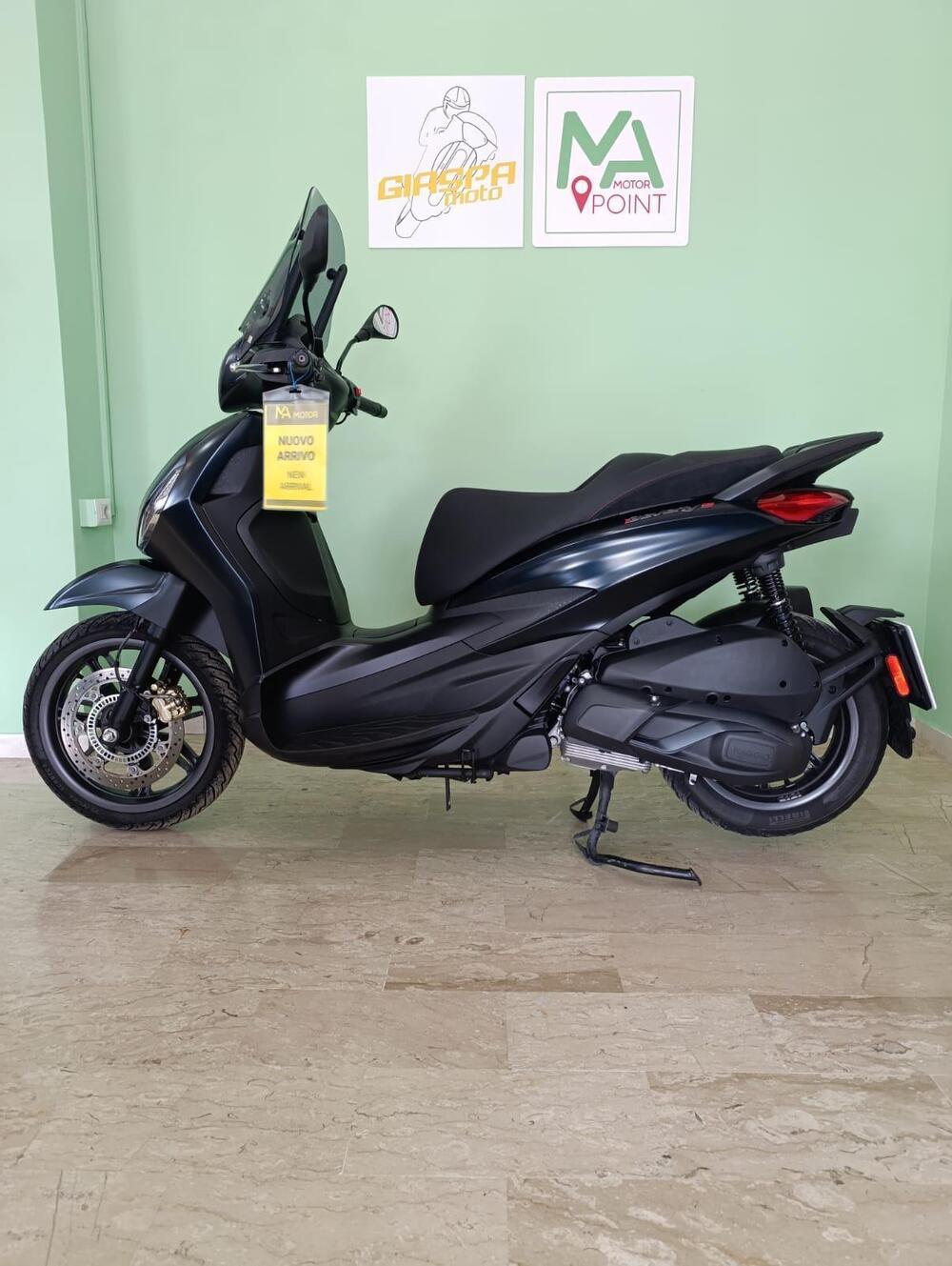 Piaggio Beverly 300 Hpe (2021)