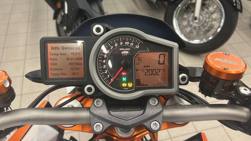 KTM 1290 Super Duke R SE ABS (2016) (14)