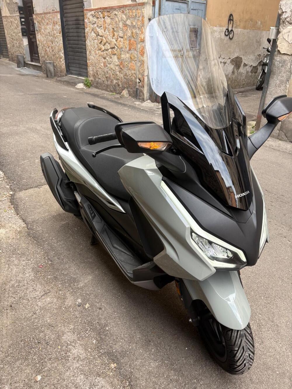 Honda Forza 350 (2022 - 24) (6)