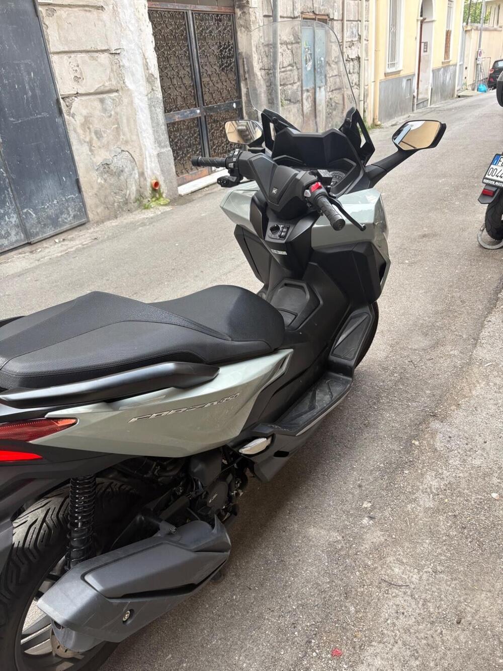 Honda Forza 350 (2022 - 24) (7)