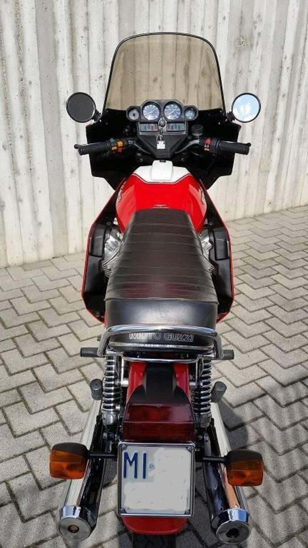 Moto Guzzi 1000SP (9)