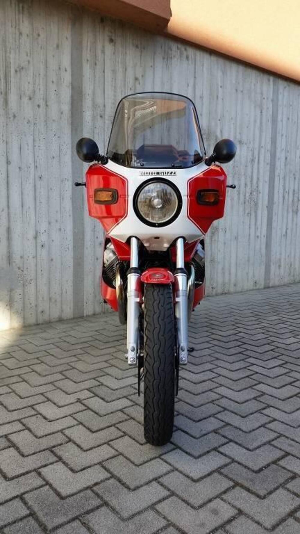 Moto Guzzi 1000SP (10)