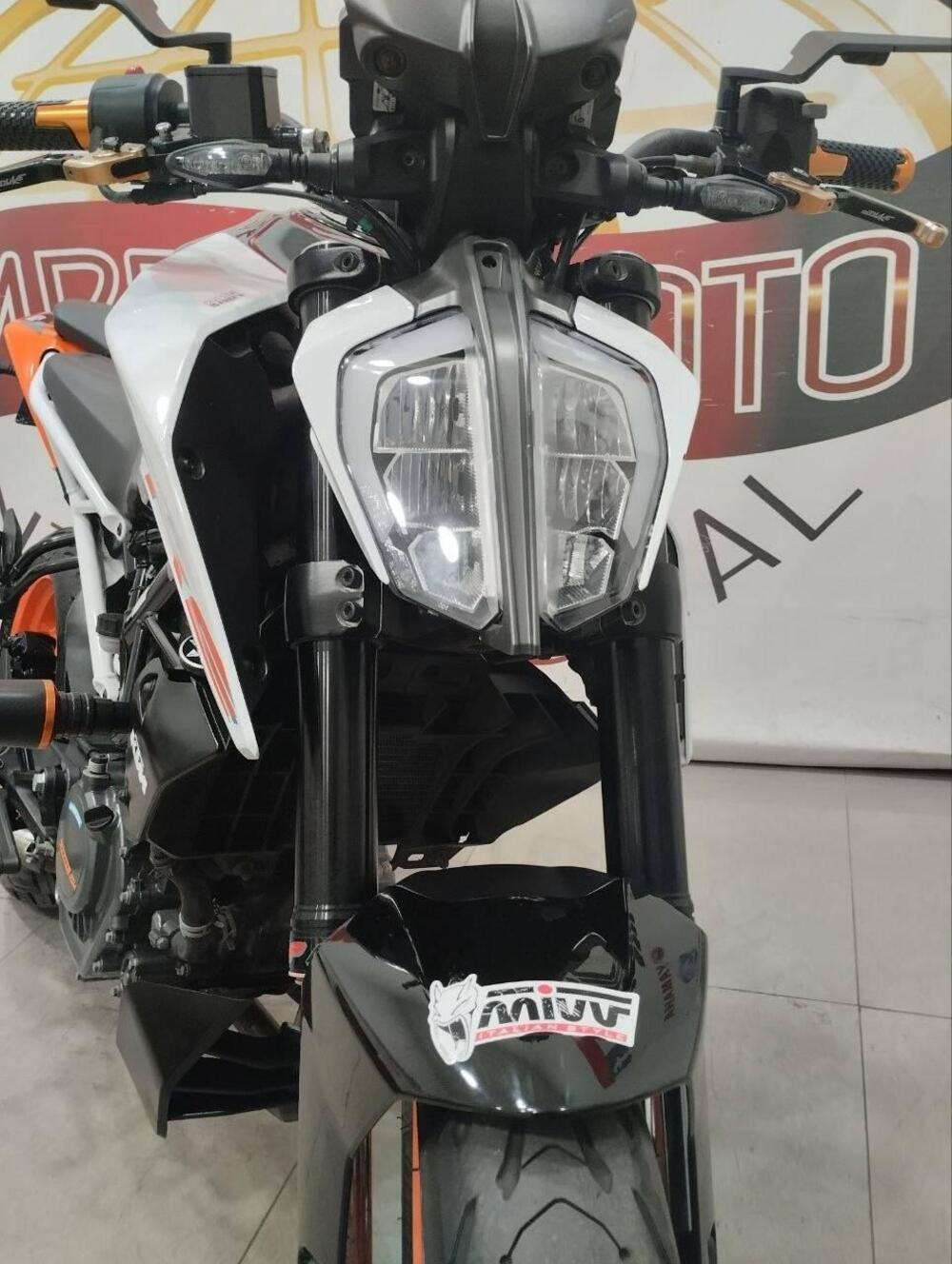 KTM 125 Duke (2021 - 23) (4)