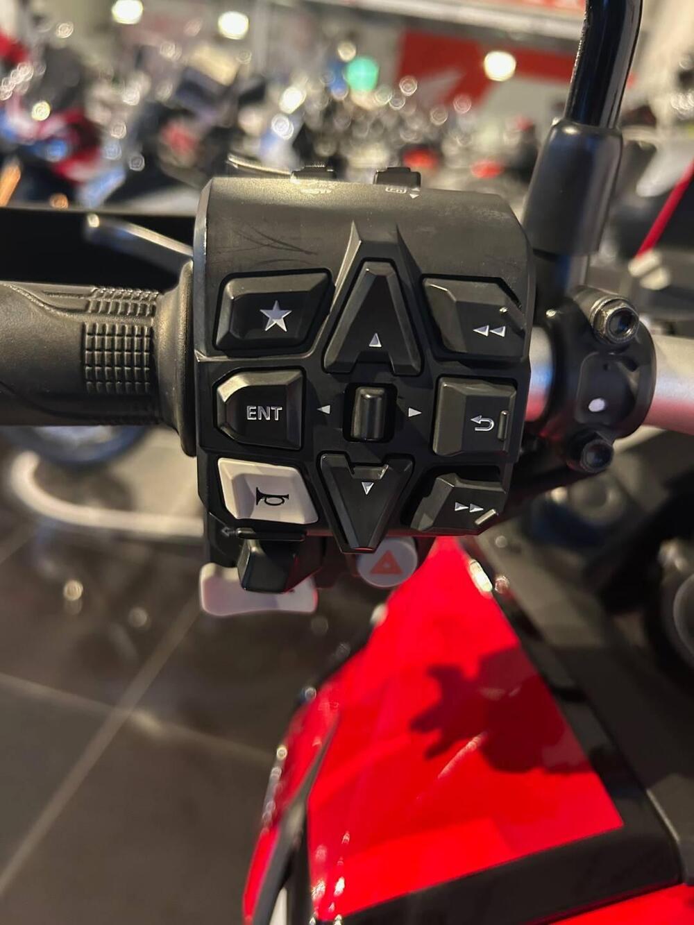 Honda Africa Twin CRF 1100L Urban DCT (2020 - 21) (7)