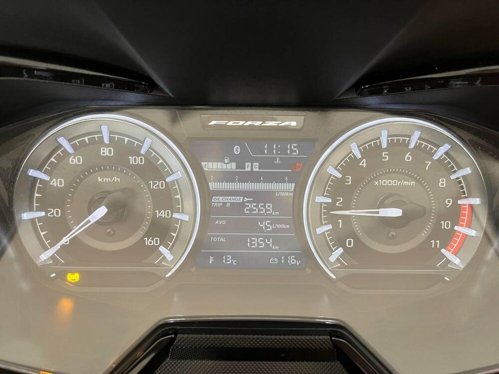 Honda Forza 350 Deluxe (2022 - 24) (2)