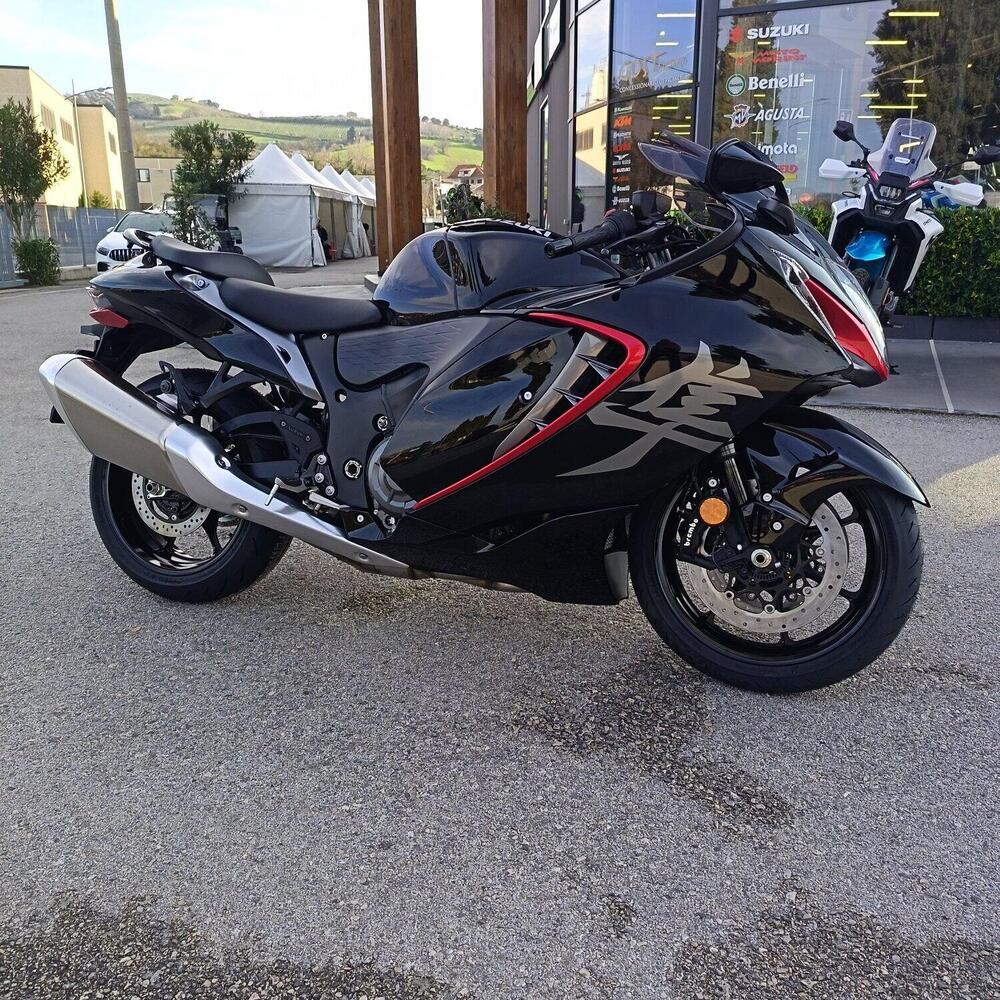 Suzuki GSX 1300 R Hayabusa (2026) (13)