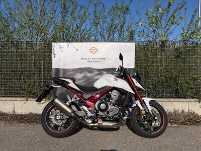 Honda CB 750 Hornet (2023 - 24) usata