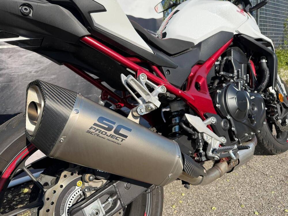 Honda CB 750 Hornet (2023 - 24) (2)