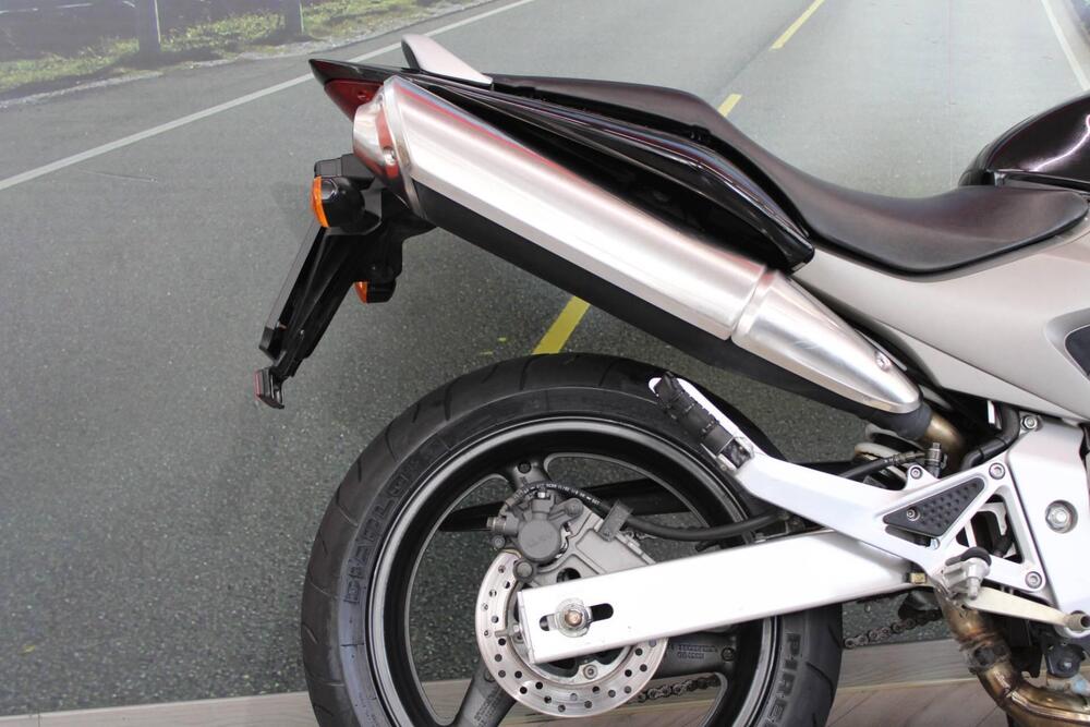 Honda Hornet 600 (2003 - 04) (15)