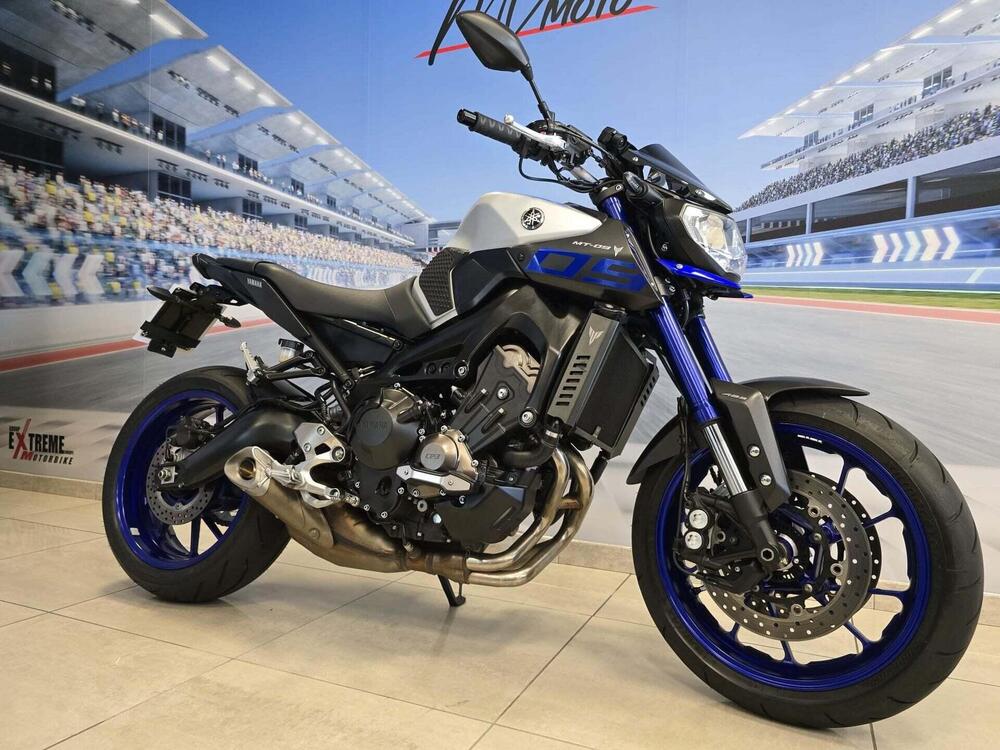 Yamaha MT-09 ABS (2016) (2)