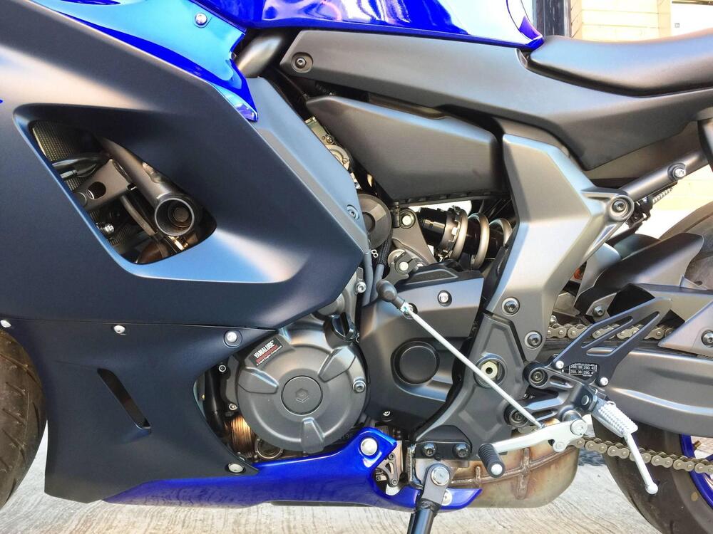 Yamaha YZF R7 (2021 - 25) (14)