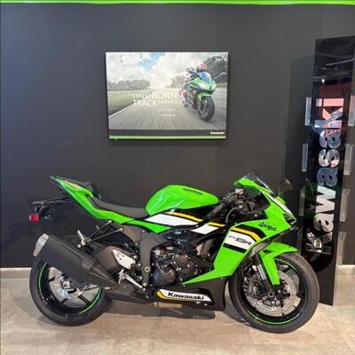 Kawasaki Ninja 636 ZX-6R (2024 - 26) nuova