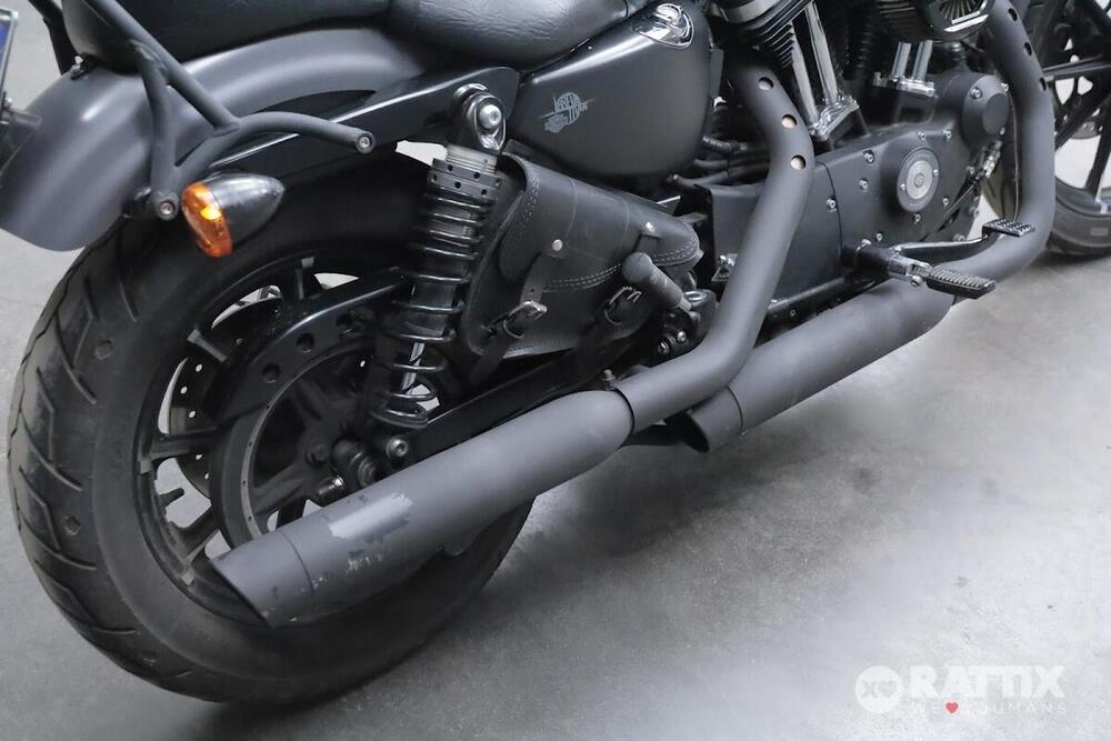 Harley-Davidson 883 Iron (2017 - 20) - XL 883N (7)