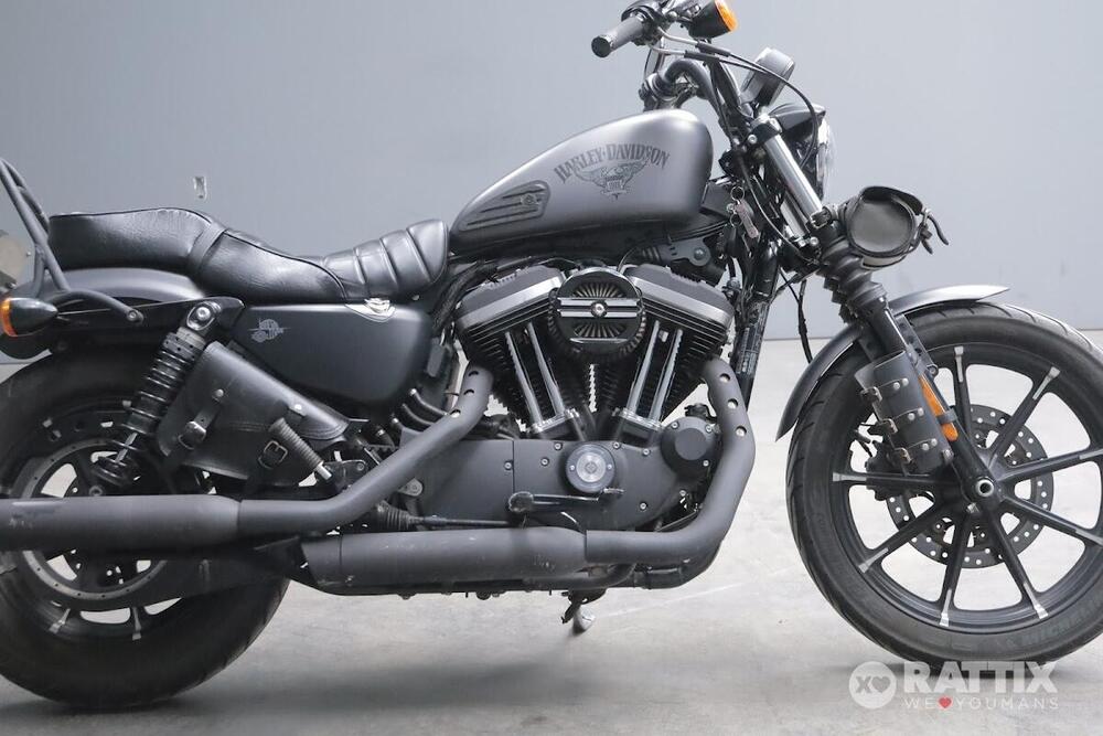 Harley-Davidson 883 Iron (2017 - 20) - XL 883N (8)