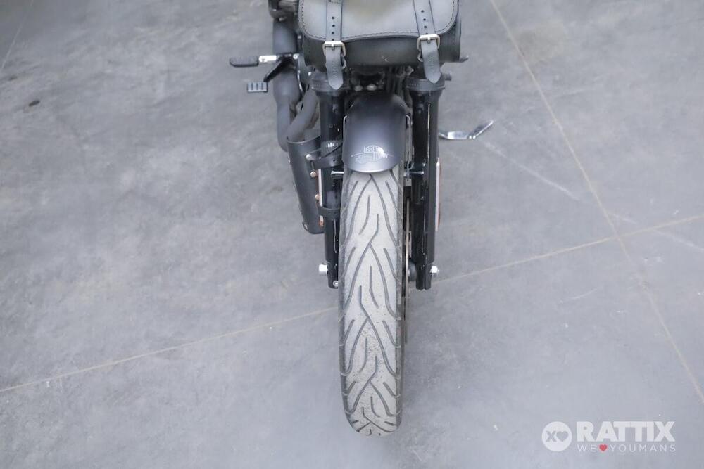 Harley-Davidson 883 Iron (2017 - 20) - XL 883N (10)