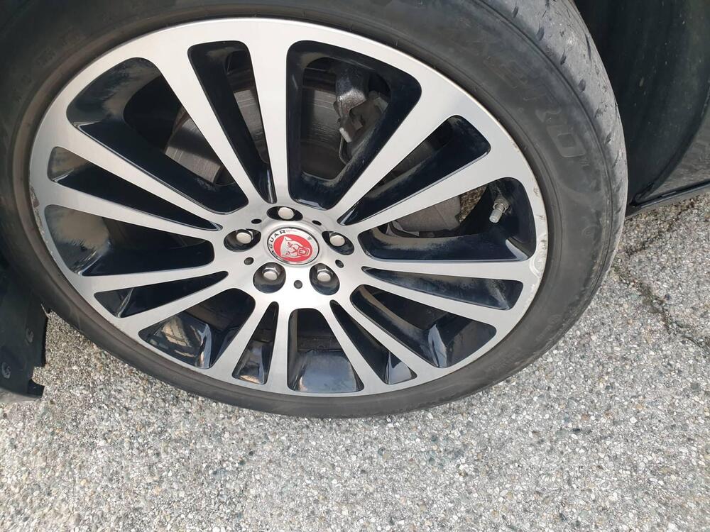 Jaguar XF usata a Torino (15)