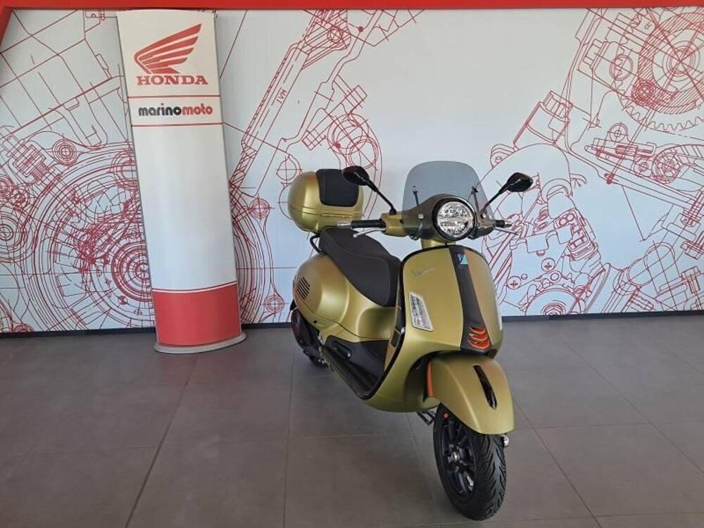 Vespa GTS 300 Super (2023 - 24) (2)