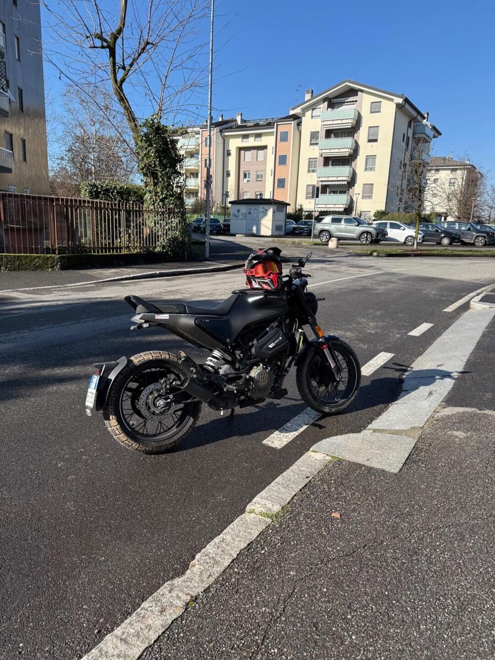 Husqvarna Svartpilen 125 (2021 - 23) (7)