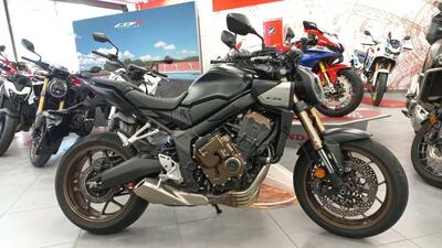 Honda CB 650 R E-Clutch (2024 - 26) usata