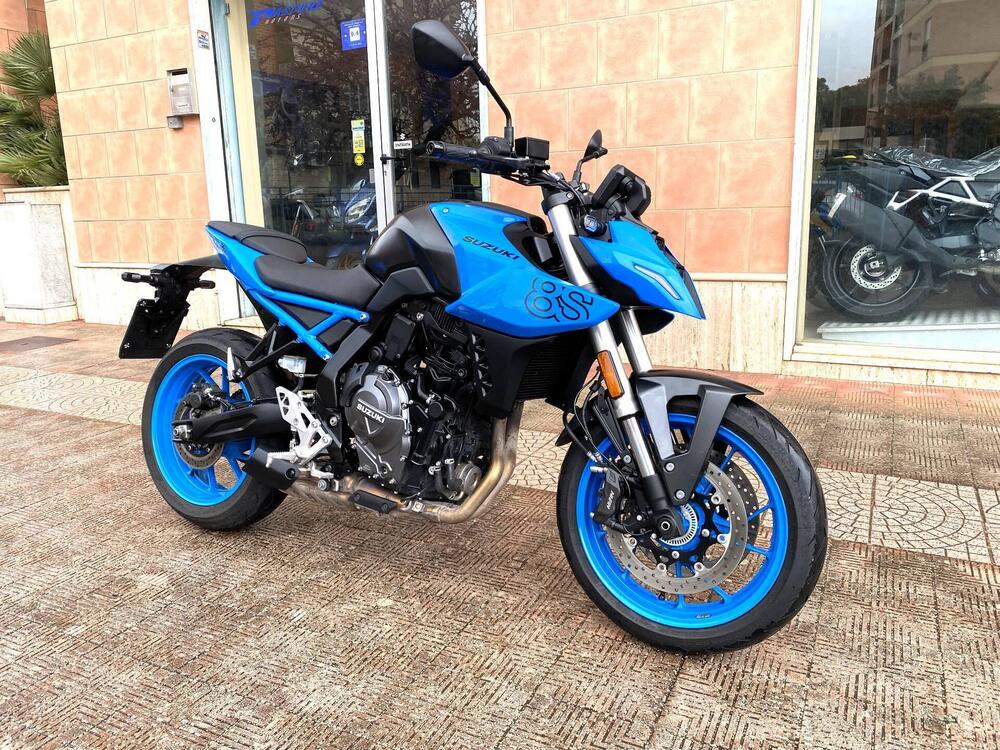 Suzuki GSX-8S (2023 - 24) (5)