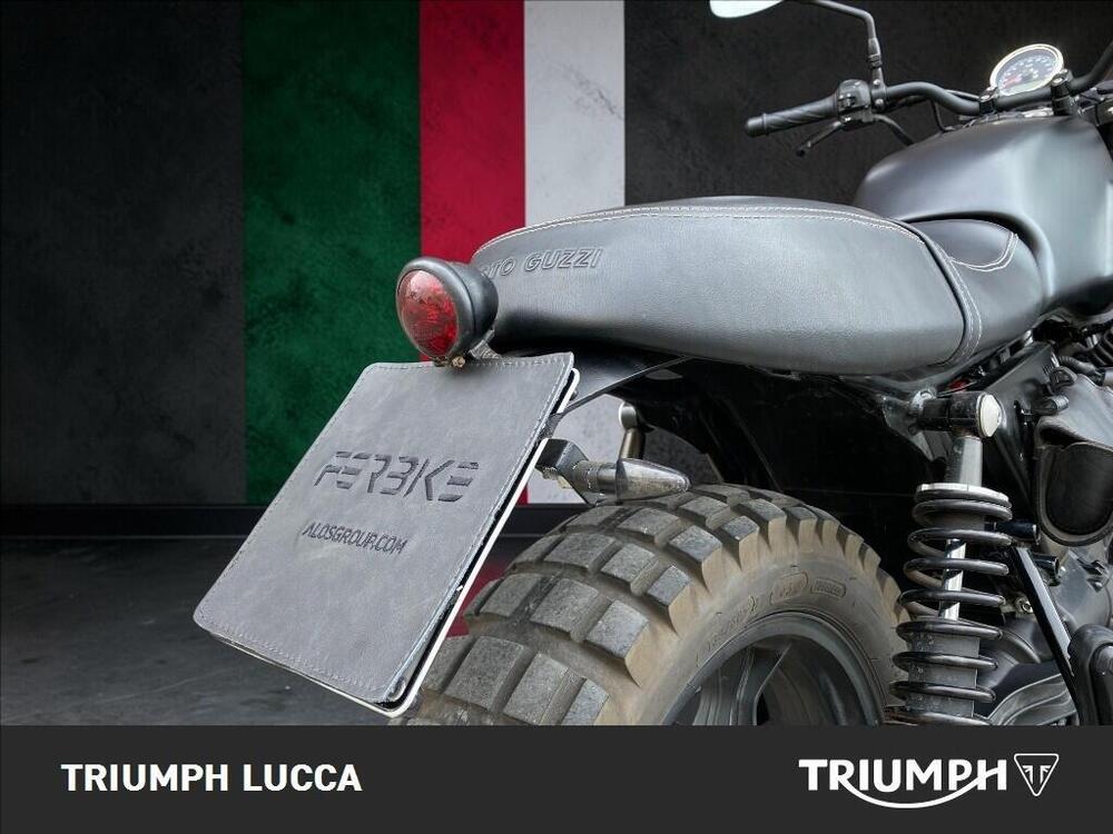 Moto Guzzi V7 III Stone (2017 - 20) (8)