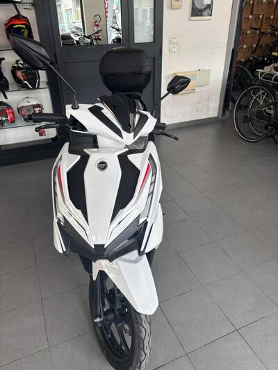 Keeway Motor Icon 125S (2026) nuova