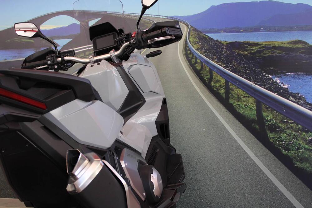 Honda X-ADV 750 DCT (2021 - 24) (4)