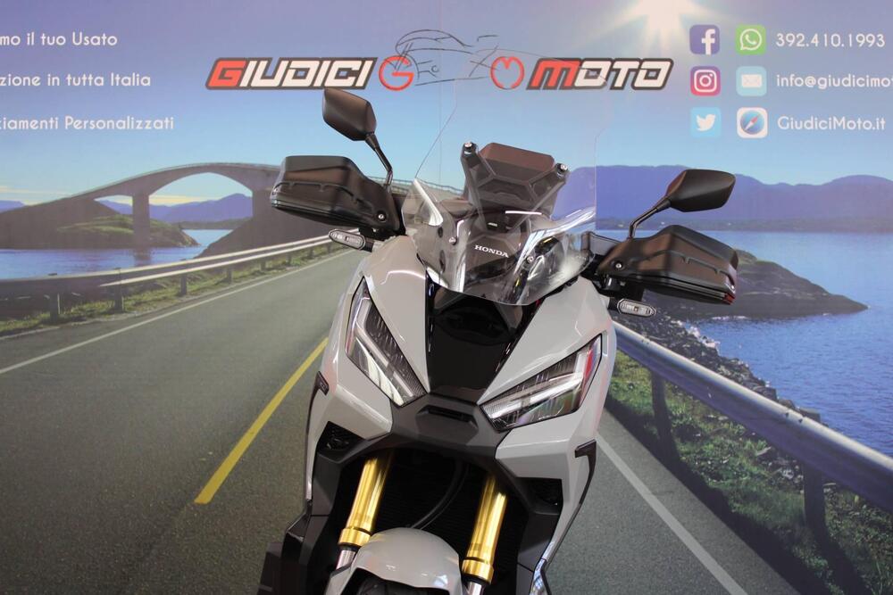 Honda X-ADV 750 DCT (2021 - 24) (9)