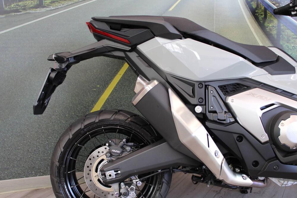Honda X-ADV 750 DCT (2021 - 24) (16)
