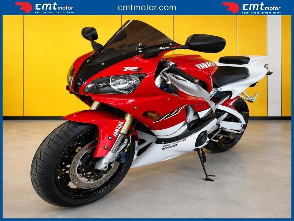 Yamaha YZF R1 (1998 - 99) (4)