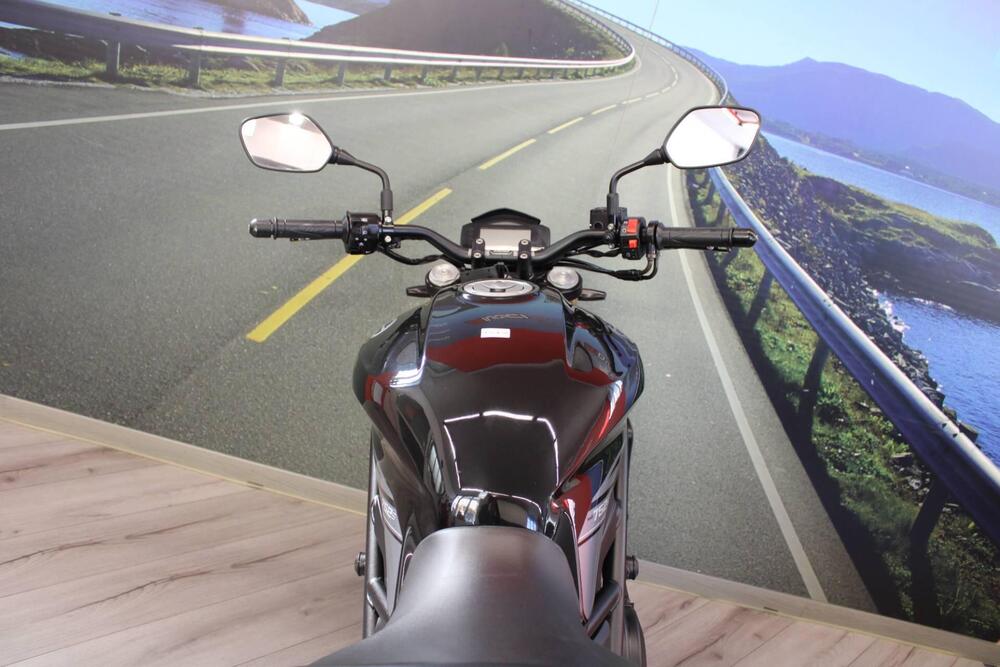 Benelli 752 S (2022 - 25) (6)