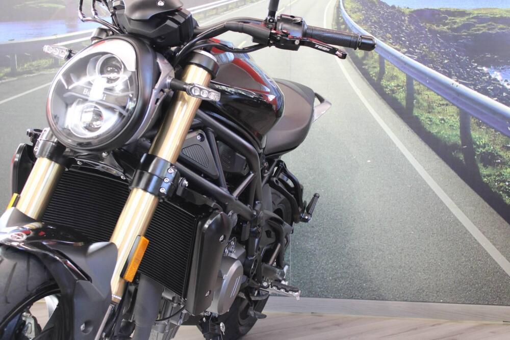 Benelli 752 S (2022 - 25) (14)